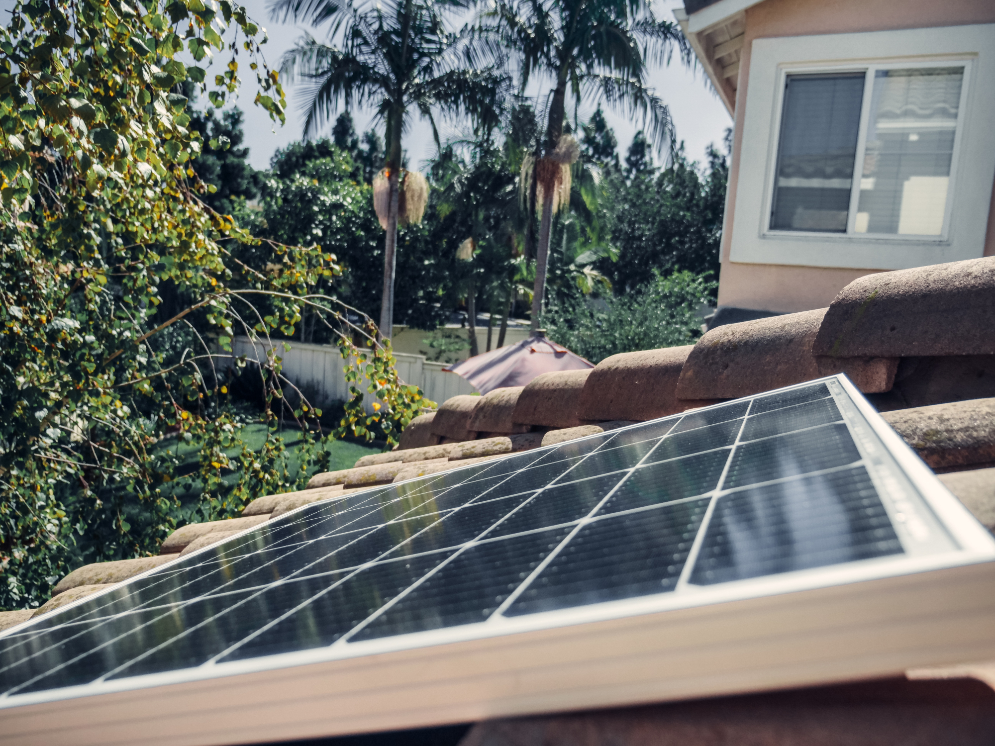 coste paneles solares